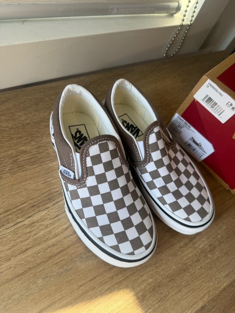 NEW Vans Kids Slip-On Checkerboard Sneakers in Brown and White size 12